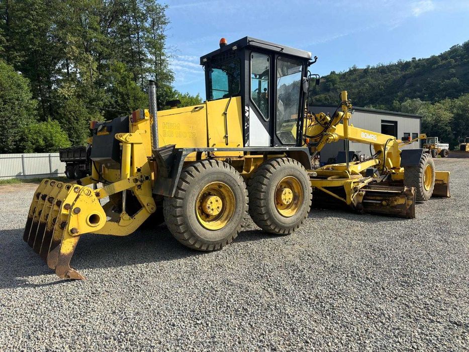 Autogreder bomag BG-190 TA