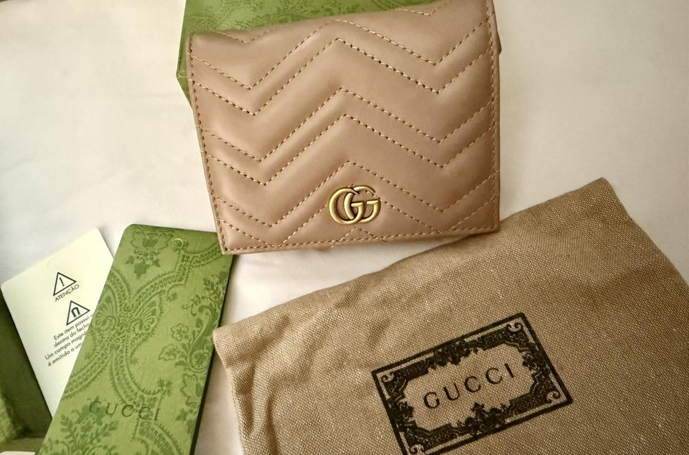 Дамски портфейл Gucci естествена кожа пълен комплект