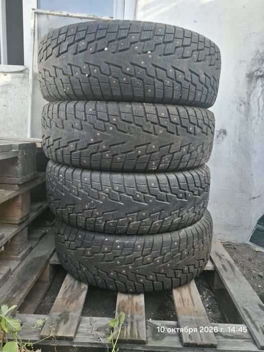 Шины зимние.в хорошем состоянии