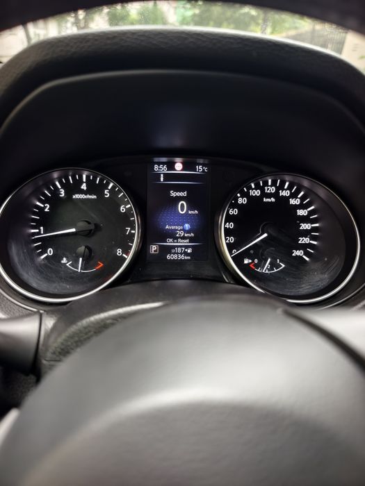 Nissan Qashqai  60.000 km reali; automat