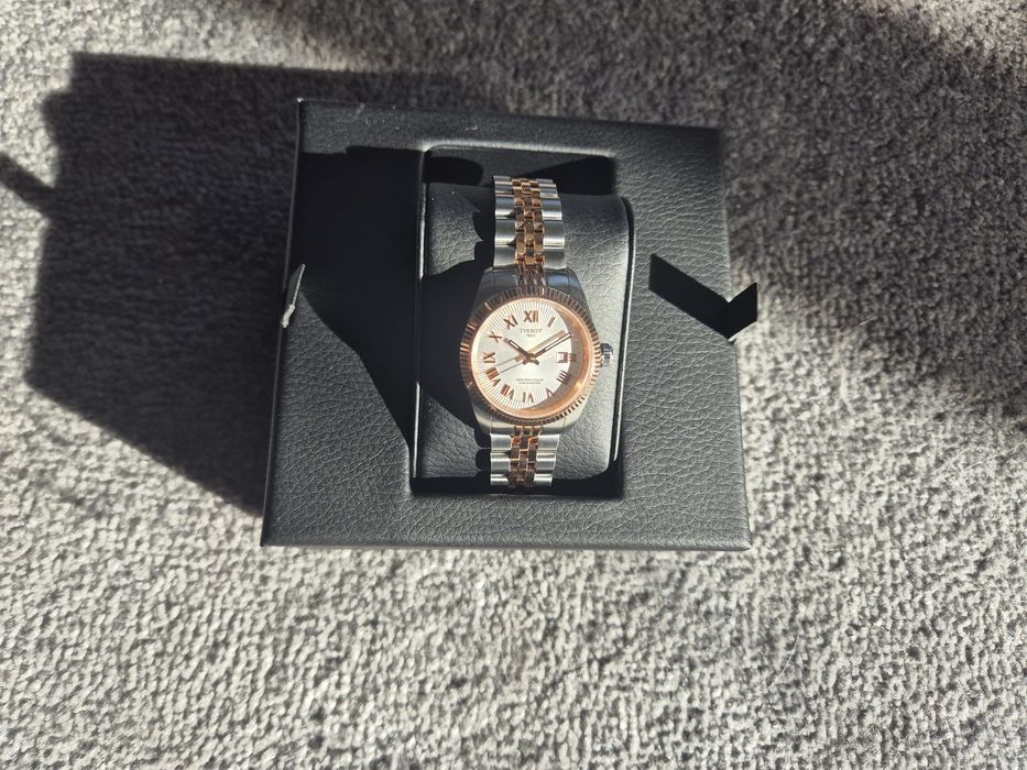 Дамски часовник Tissot Ballade T156.208.22.033.00