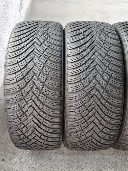 "Dot 22" 225/45/17 Hankook 4Броя: 380лв 6.5мм