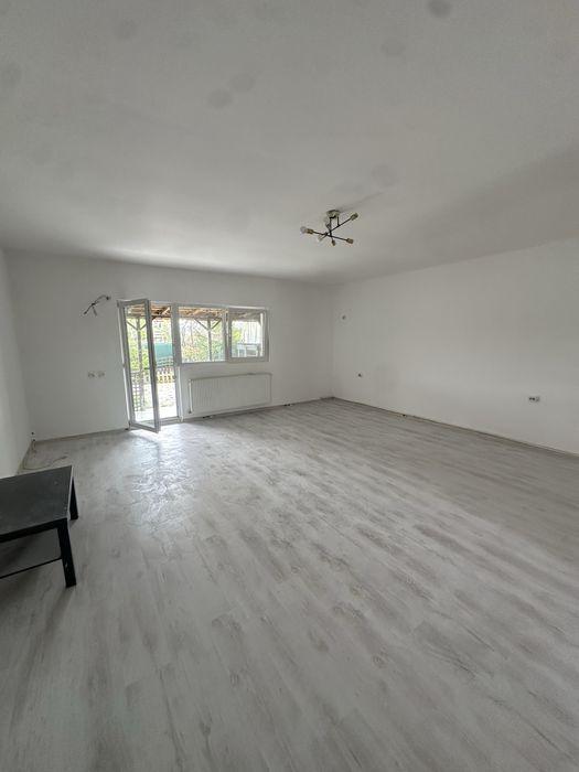 OFERTA! CASA DE VANZARE CORNETU  p+1 , 4 camere 2 băi