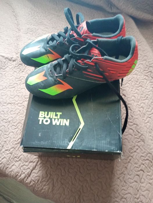 Бутонки Adidas Messi