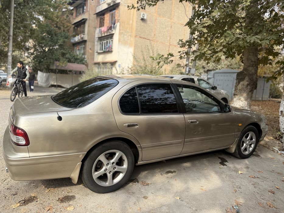 Nissan Maxima sotiladi