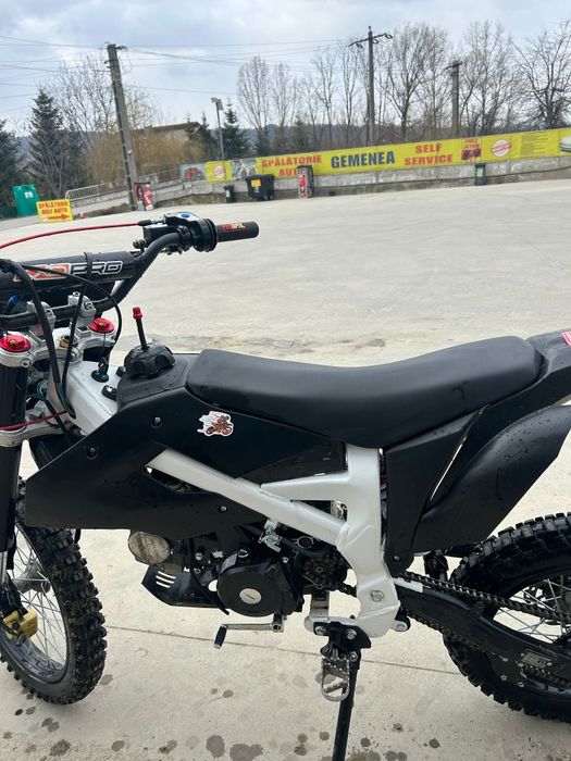 Vând cross kxd 125 GT-S