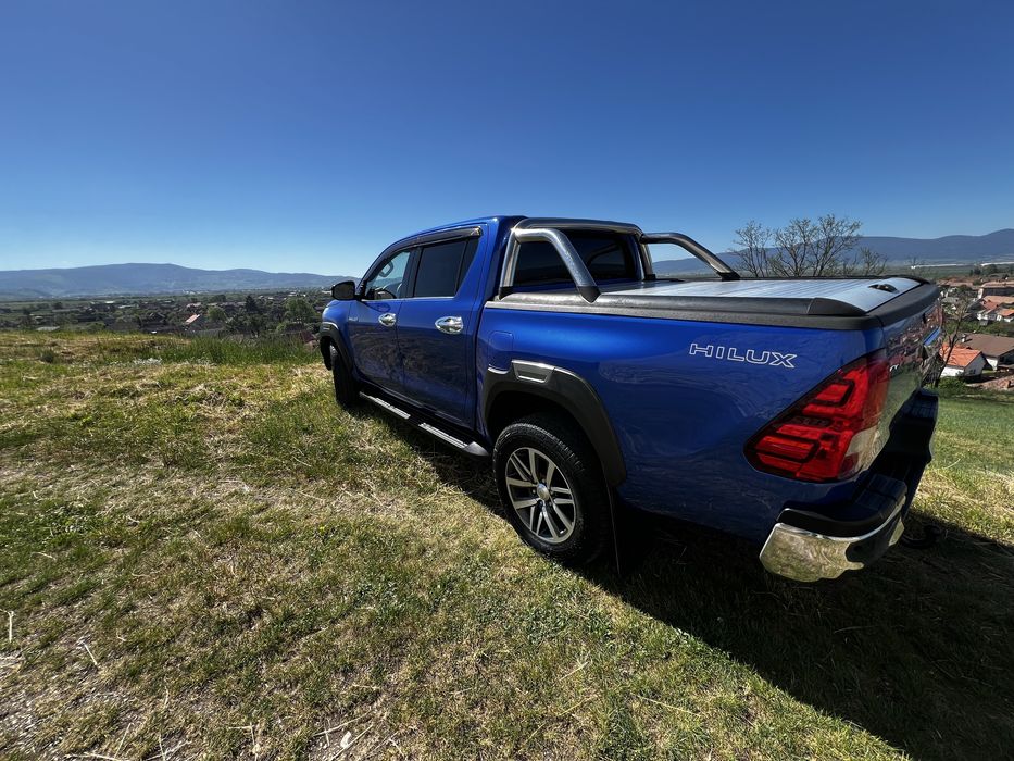 Toyota Hilux  Invincible