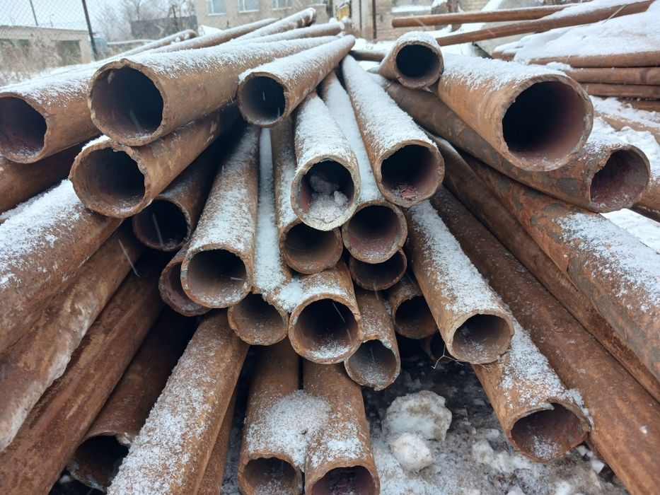 Трубы на стойки бу