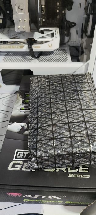 Видеокарта 1660ti Afox.