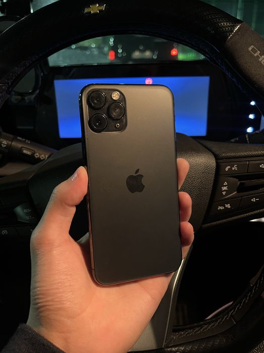 iPhone 11pro (64гб)