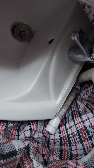 Продам раковину и биде