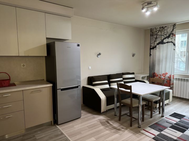 Дава се под наем Двустаен апартамент в София, Дружба 1 - 60 кв.м за 663 € - Снимка #1