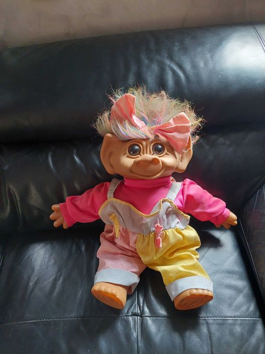 Много голямо тролче