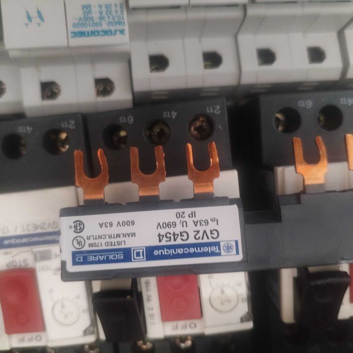 relee termice- Disjunctoare Motoare electrice. Siguranțe Socomec / Schneider / Telemecanique