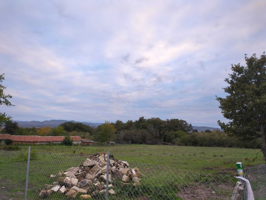 Имот в регулация в с. Нова Шипка, общ. Долни чифлик