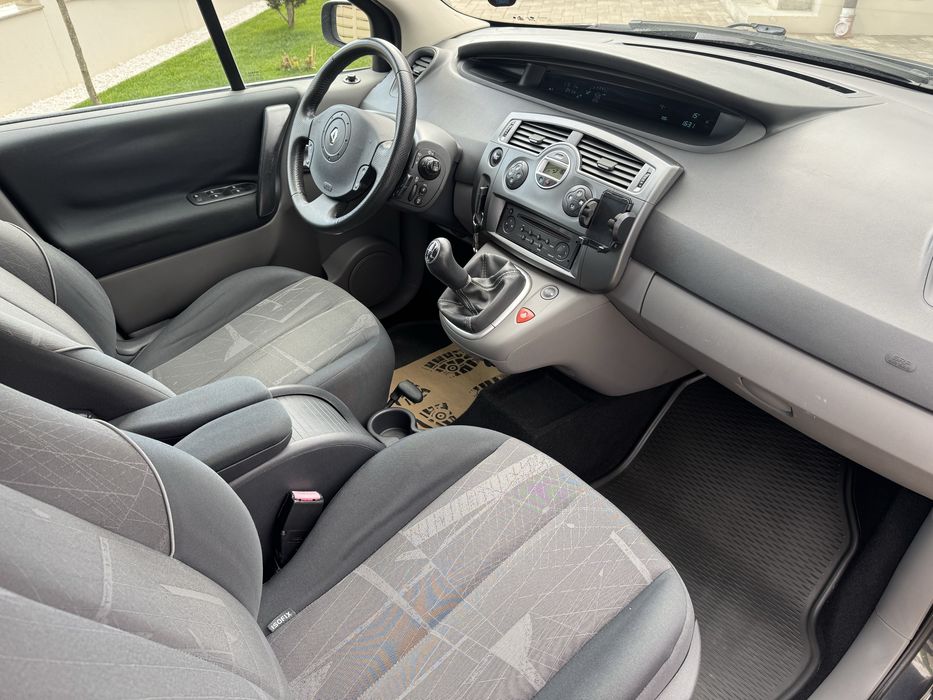 Renault Scenic - 1.6 benzina  Euro4 - Klima / Senzori - Impecabil