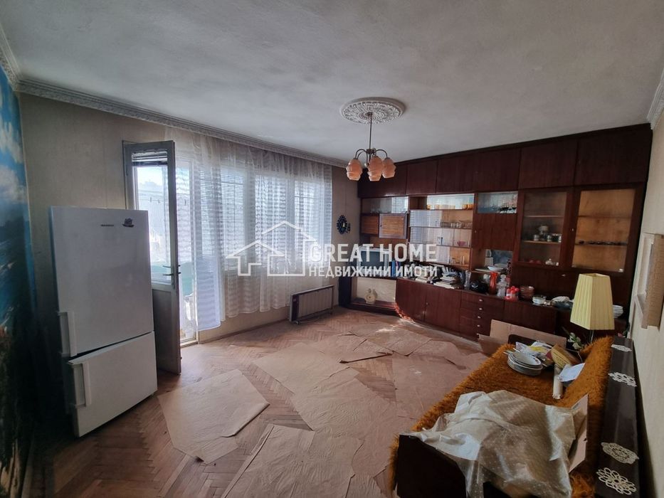 Продава се Четиристаен апартамент в Търговище, Център - 135 кв.м за 643 €/кв.м - Снимка #1