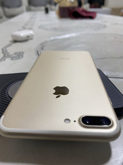 iPhone 7 Plus 128gb dodadi ulgurib qolila srochni
