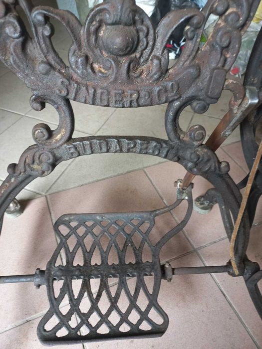 Masini de Cusut Singer & CO Vintage