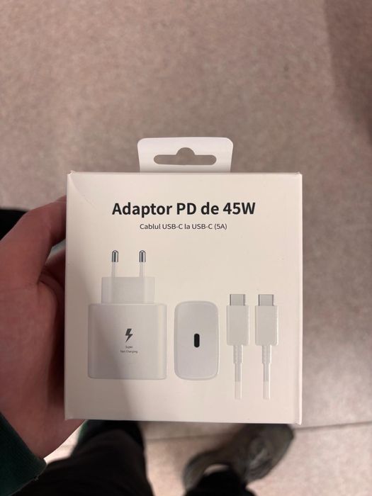Încărcător USB-C 45W Fast Charging NOU + cablu inclus