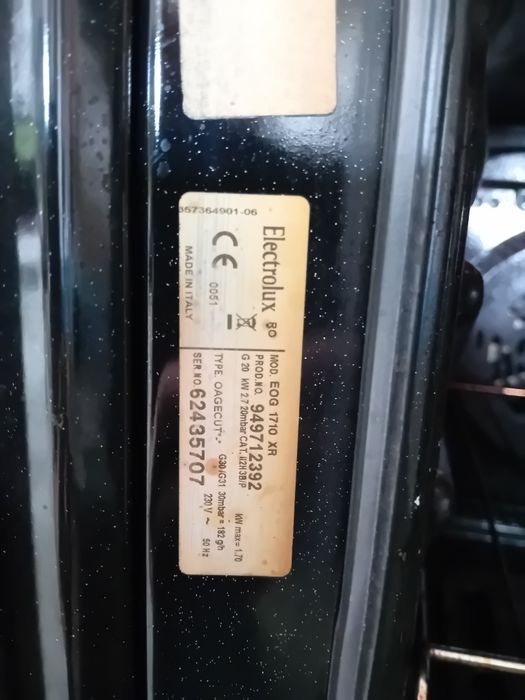 Cuptor electric și gaz cu ventilație  Electrolux