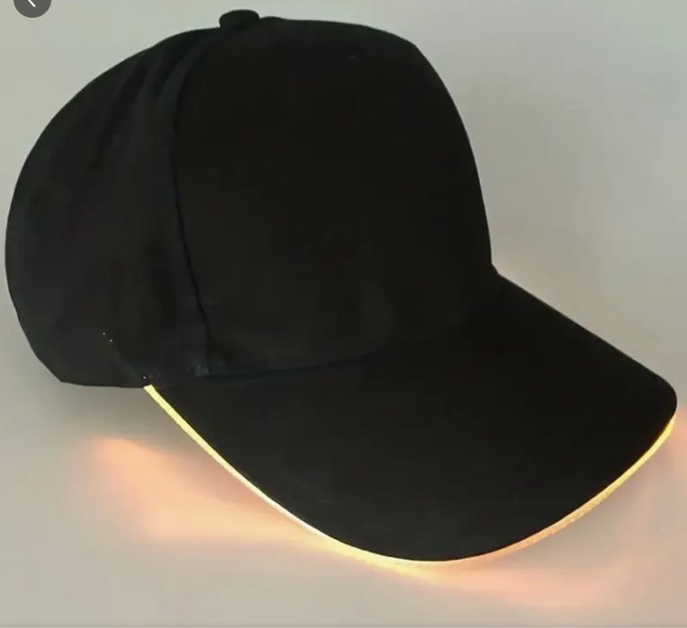 Șapcă LED luminoasă, ideală pentru petreceri sau cadouri