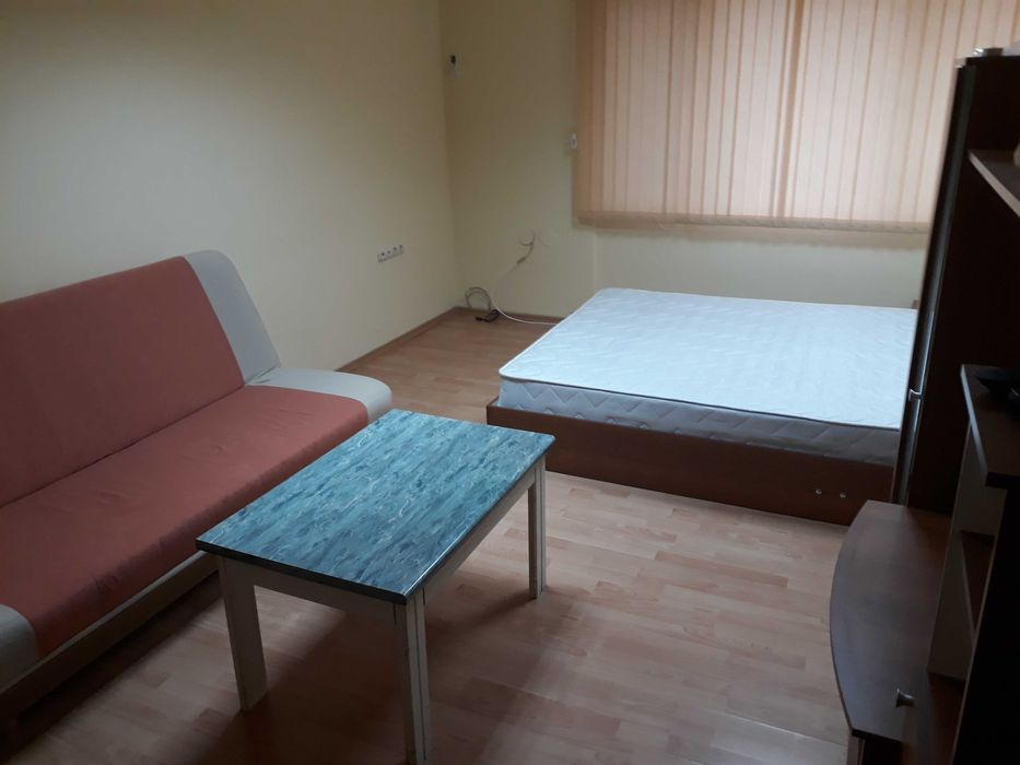 Дава се под наем Двустаен апартамент в Пловдив, Централна гара - 65 кв.м за 350 € - Снимка #1