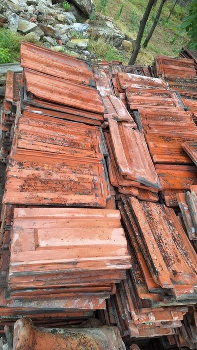 Țiglă ceramică veche, Jimbolia 253, 254 și STAS 6-71 + coame
