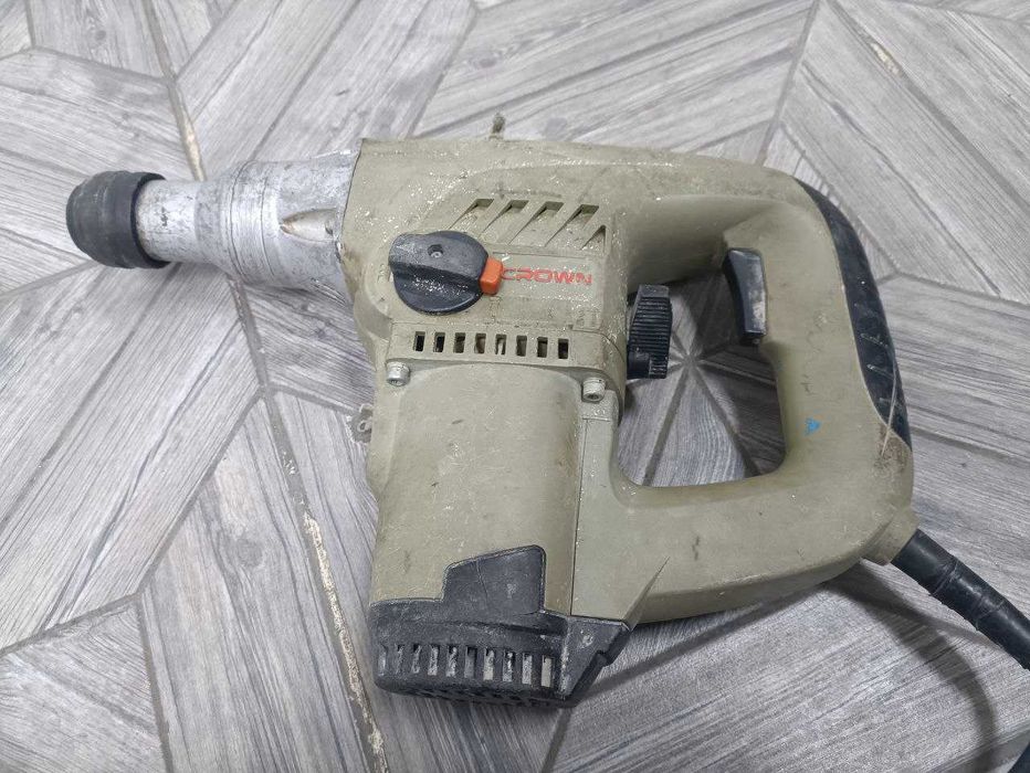 Перфоратор Crown  Алматы лот: 851975