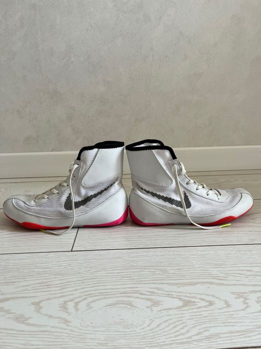 Продам боксерки nike
