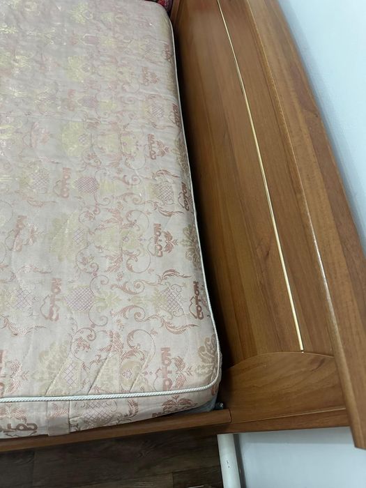 Кровать двухместный