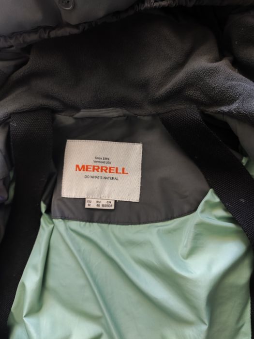 Продам б/у пуховики