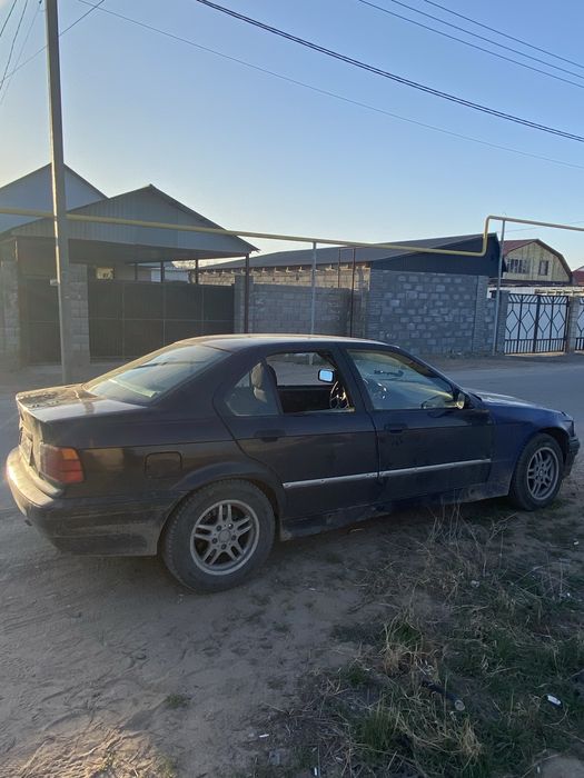 BMW E36 1992 год обмен