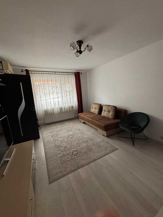 Proprietar- Vand apartament 3 camere semidecomandat, Tomis nord.