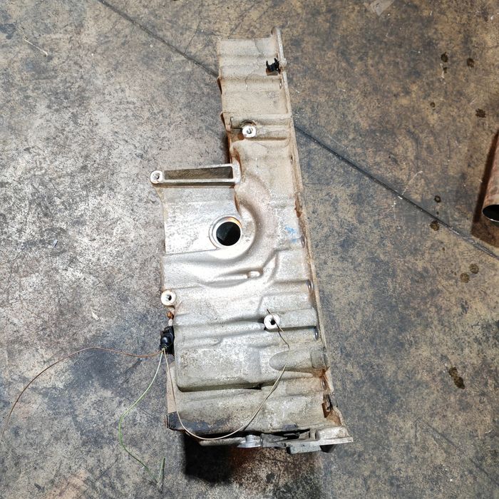 Baie ulei bmw x5 e53 euro 4 3.0d m57