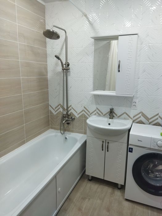 Сдаю 3 комнатную квартиру