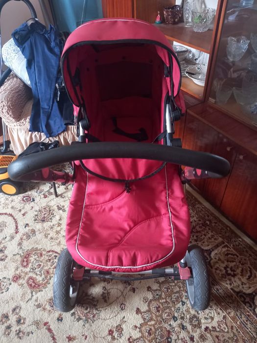 Продам детскую коляску