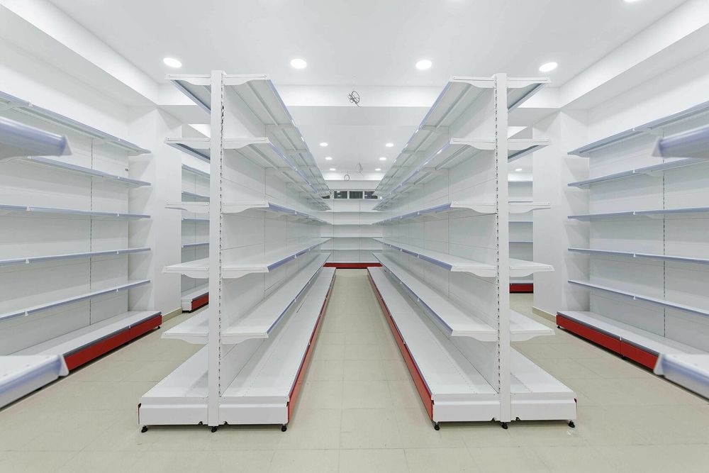 Новое торговое оборудование,экономпанели,стеллажи,полки,витрины,вешала