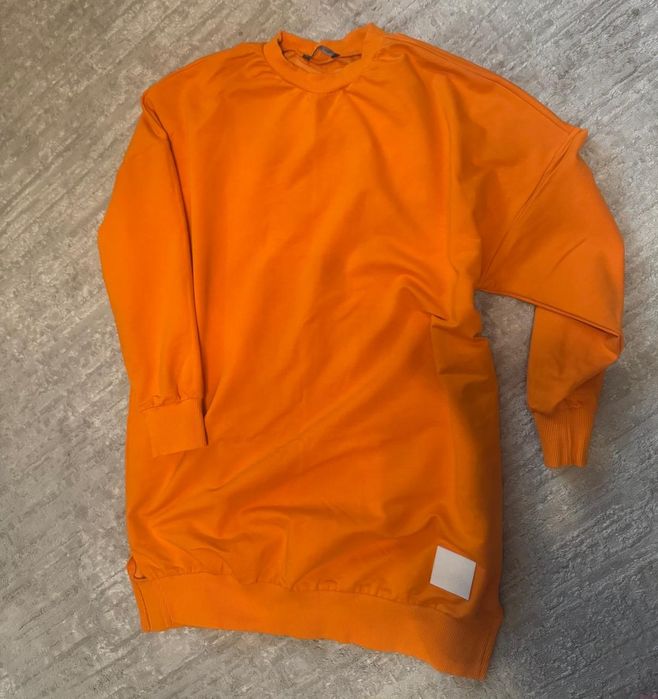 Платья женские 44-46