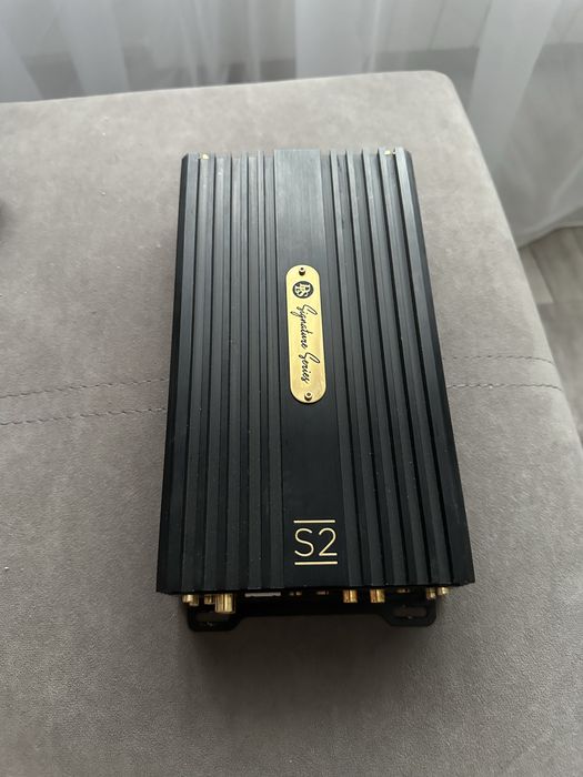 Продам аудиоусилитель DLS S2