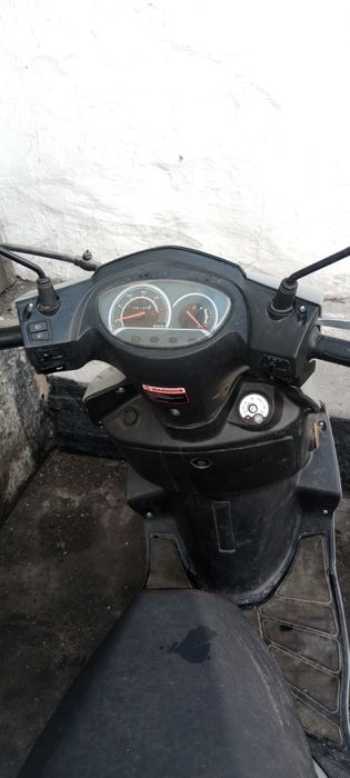 Продам м8 про серый