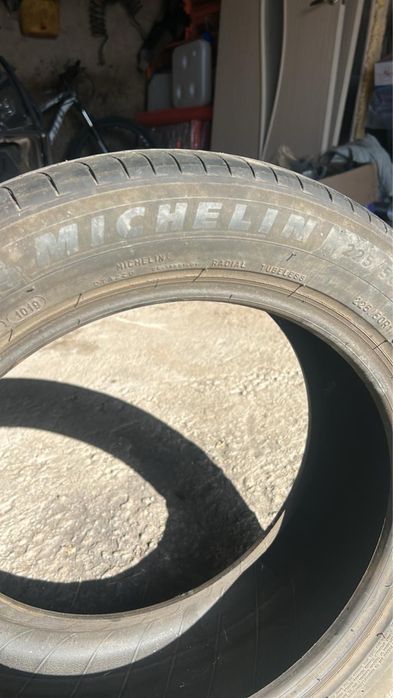 Продам шины лето