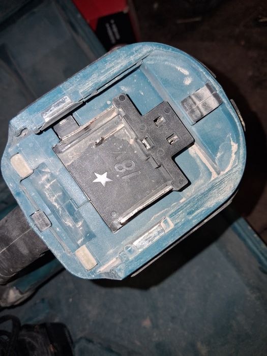 Перфоратор Макита