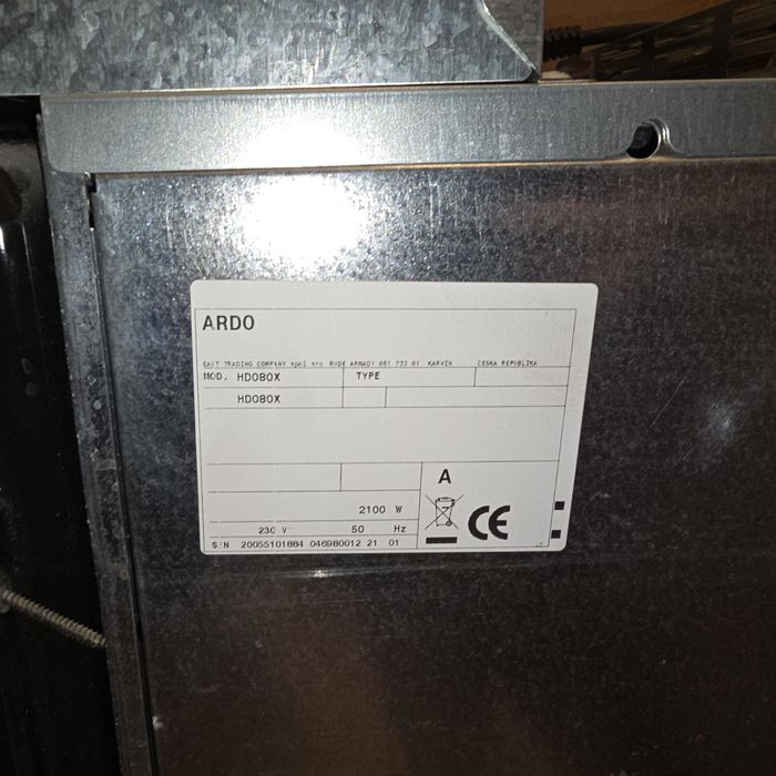 Продам духовку Италия