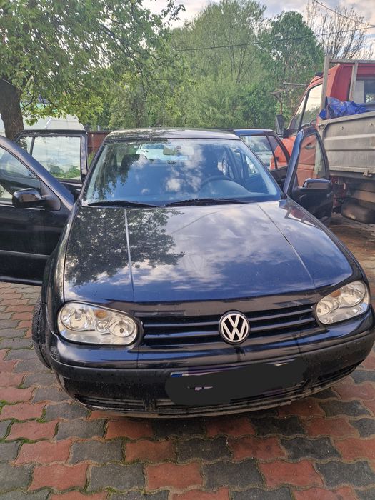 Volkswagen golf 4