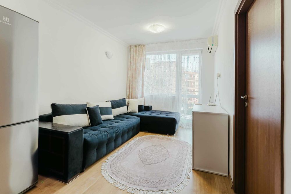 Продава се Двустаен апартамент в к.к. Слънчев бряг - 46 кв.м за 1104 €/кв.м - Снимка #1
