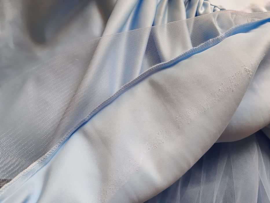 Обемна рокля за принцеса за 7-8 години