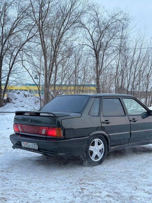 Продам машину 2115