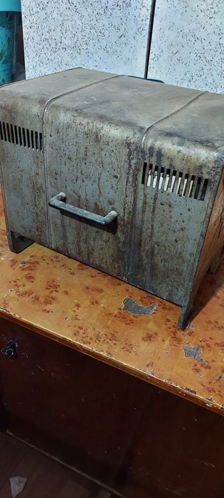 Продам электрическую духовку