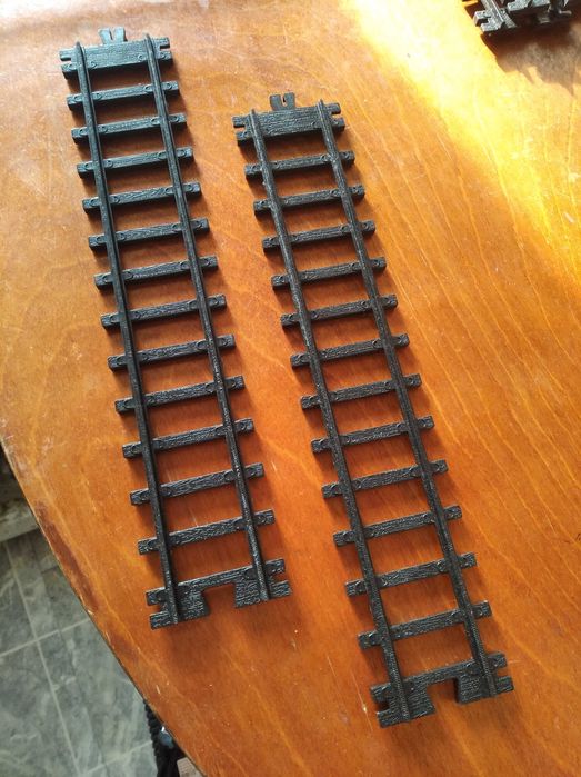 Запчасти от игрушки железная дорога, Train King.